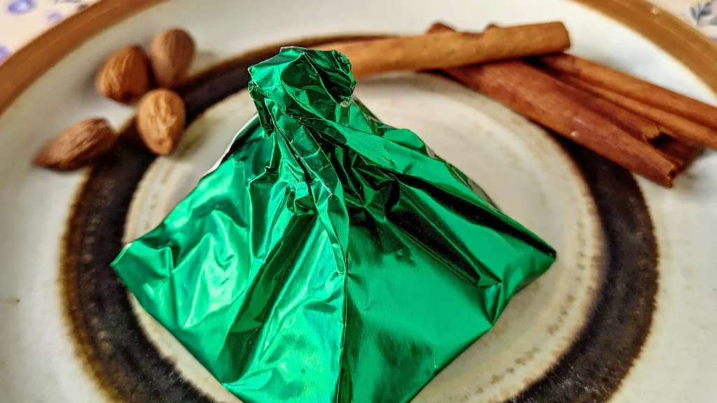 Dom Rodrigo do Algarve: agora com Indicação Geográfica Protegida (IGP) 2 Doces do Algarve - Dom Rodrigo em papel verde na doçaria do sul